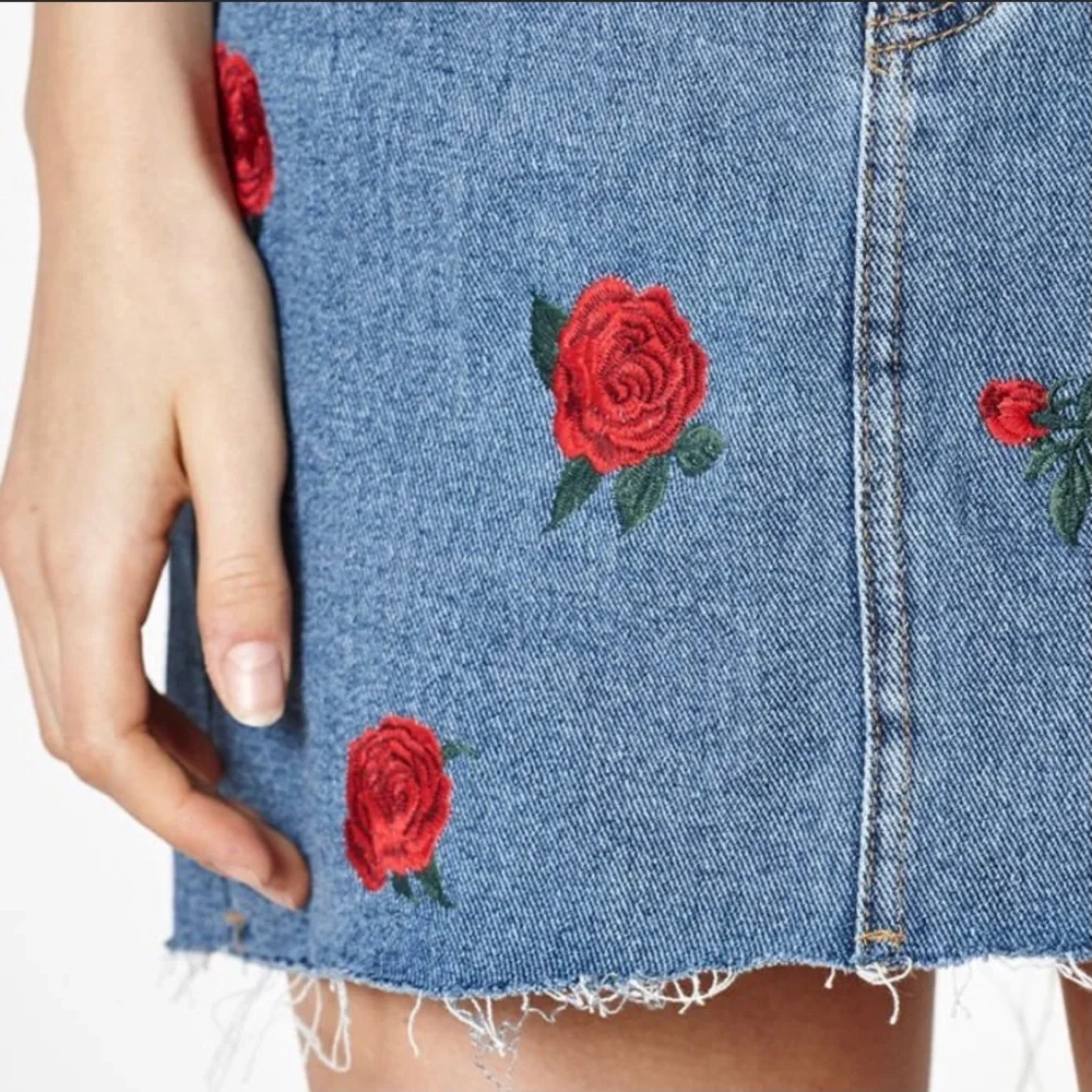 PacSun Denim Mini Jean Skirt Rose Embroidered Retro 27 4 Raw Hem Western